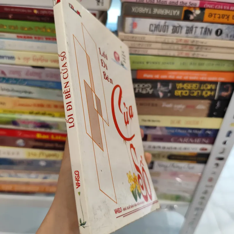 Suối nguồn cuộc sống - Lối đi bên cửa sổ 563622