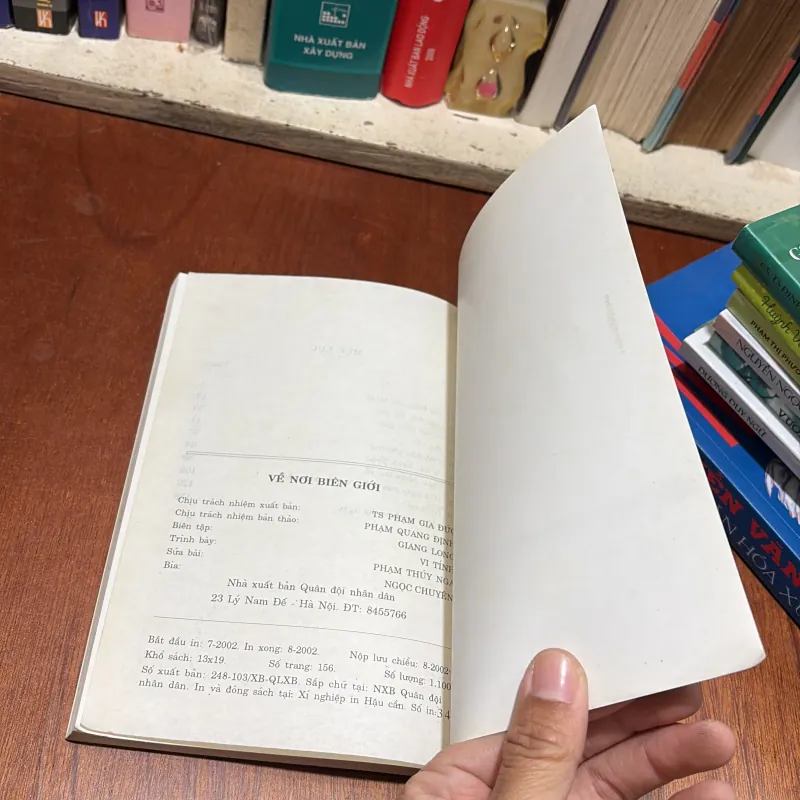 II Tập Truyện Ngắn: Về Nơi Biên Giới - Nguyễn Thị Diệp Mai - 2002 786228