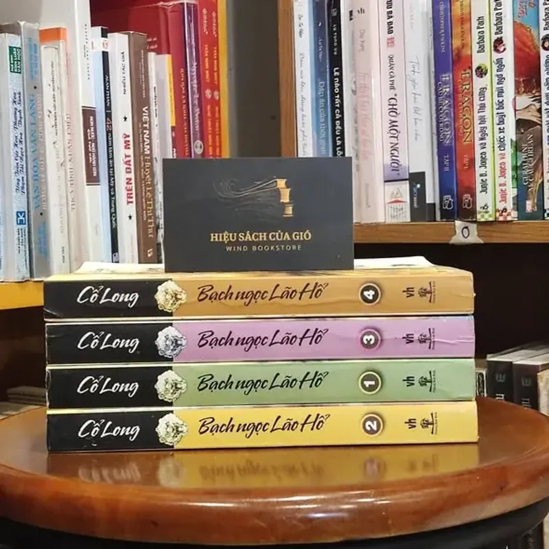 Bạch ngọc lão hổ (4 quyển) - Cổ Long 747578