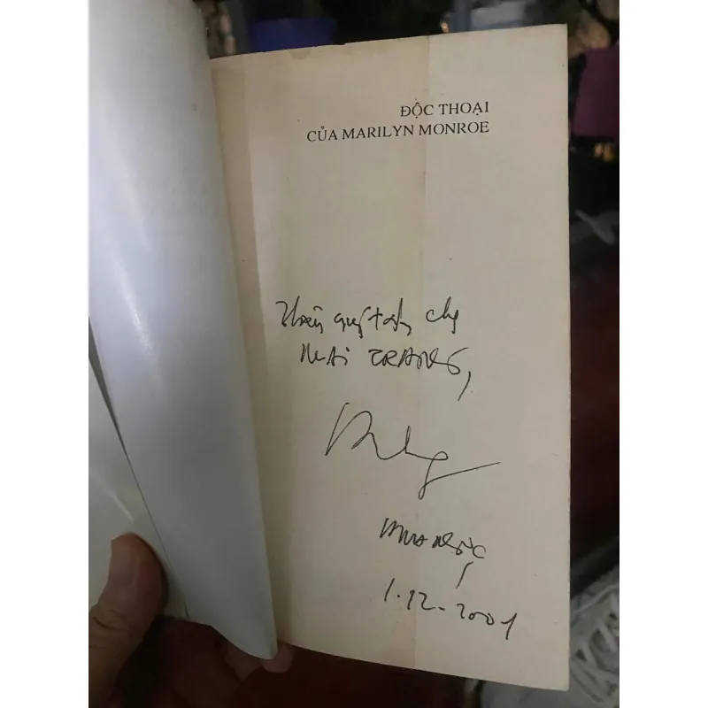 Độc thoại của Marilyn Monroe- có chữ ký  1002892