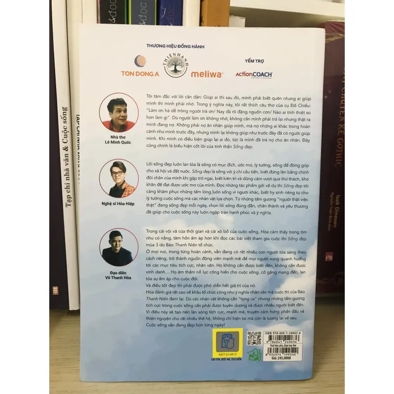 TRÁI TIM YÊU, BÀN TAY ẤM 706430