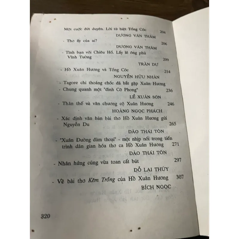 HỒ XUÂN HƯƠNG - THƠ VÀ ĐỜI 592096