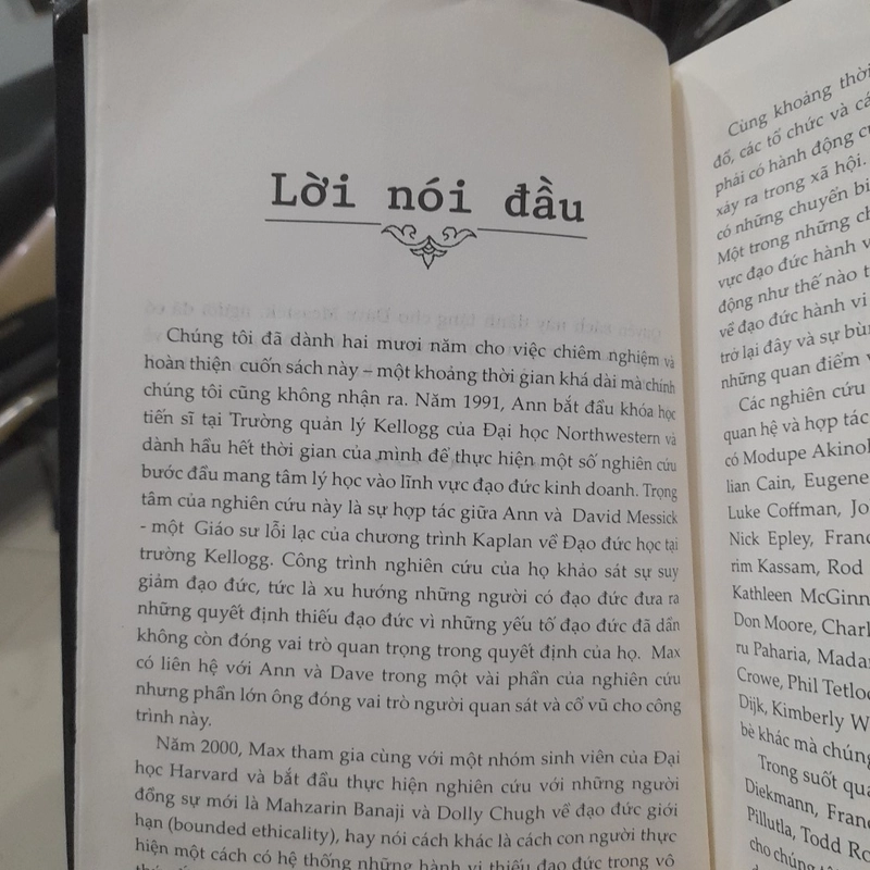 ĐIỂM MÙ, vì sao chúng ta thất bại trong việc hành động đúng đắn? Và phải làm gì? 335794