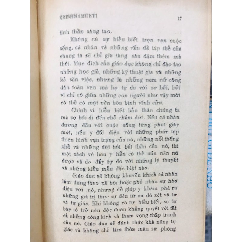 Giáo dục và ý nghĩa cuộc sống - Krisnamurti 128849