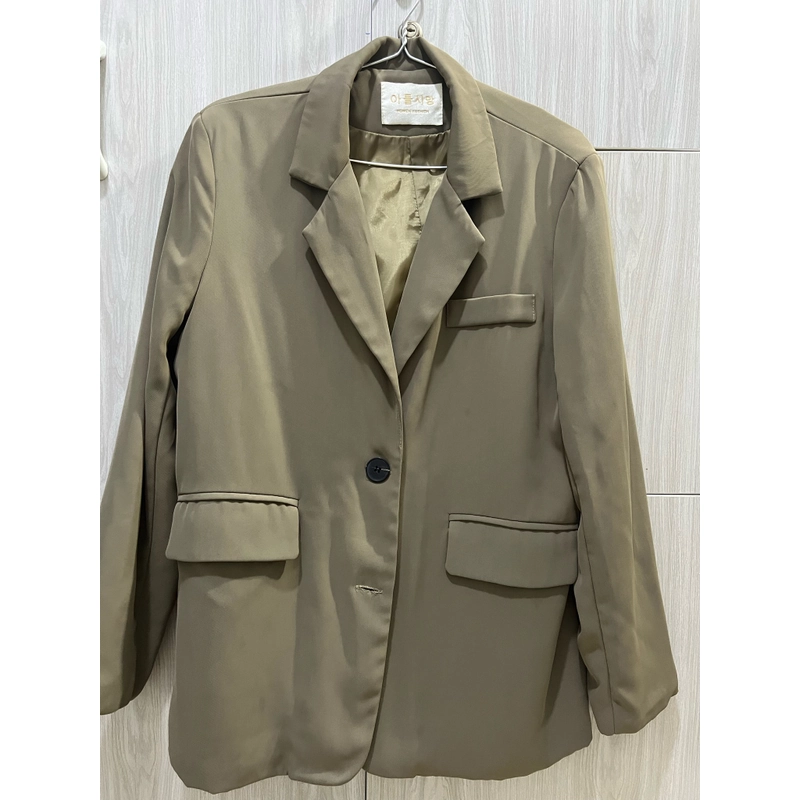 Áo khoác Blazer, size ML <62kg, chất mỏng mát 470915