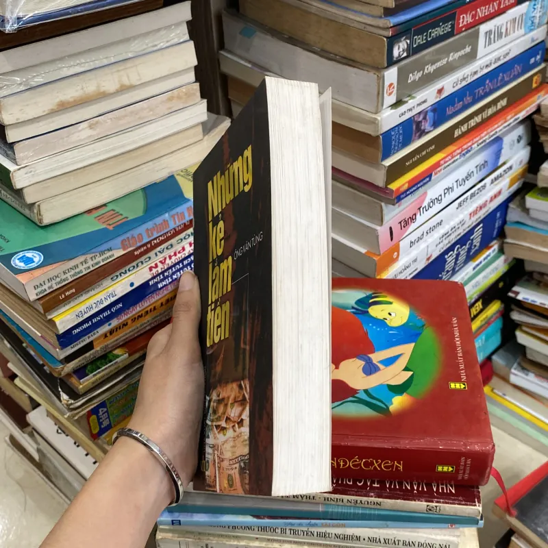 Những Kẻ Lắm Tiền♟️ 747857