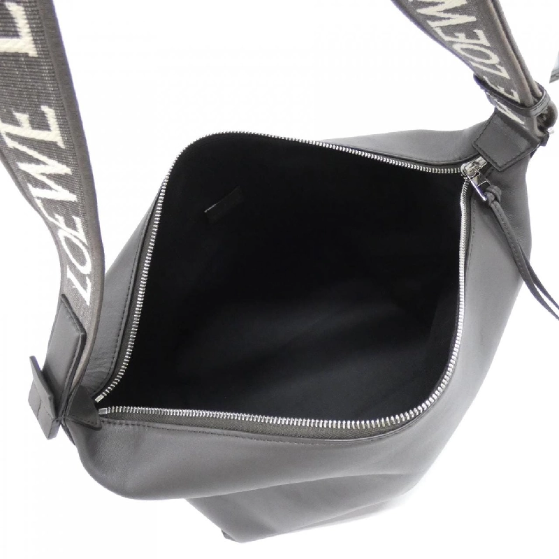 Túi đeo chéo Loewe Cubi B906K70X13 608470