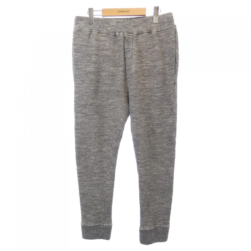 [Mục đủ điều kiện giảm giá] Quần DSQUARED2 651964