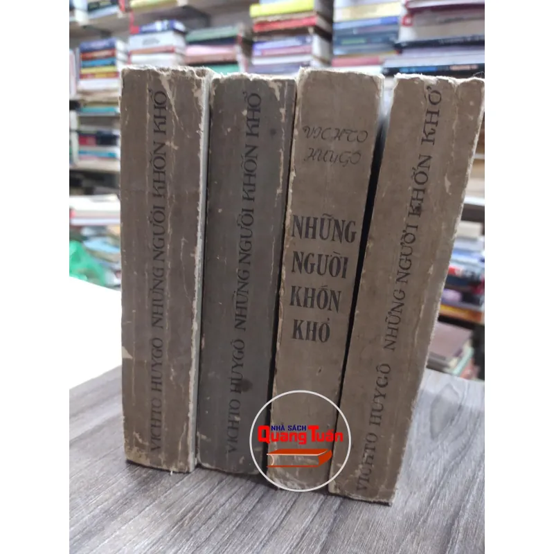 Sách: Những người khốn khổ (Trọn bộ 4 tập) - Victor Hugo (A2) 583731
