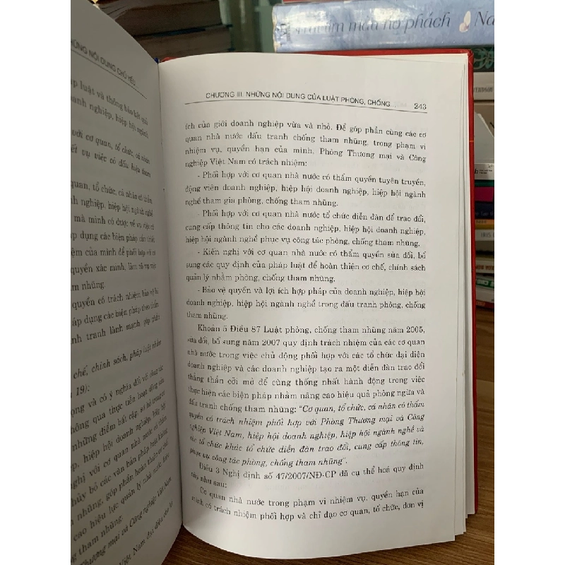 Một số vấn đề về tham nhũng 728012