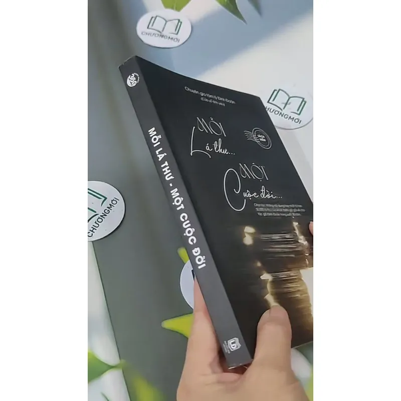 [MIỄN PHÍ BỌC SÁCH] Mỗi Lá Thư - Một Cuộc Đời 705619