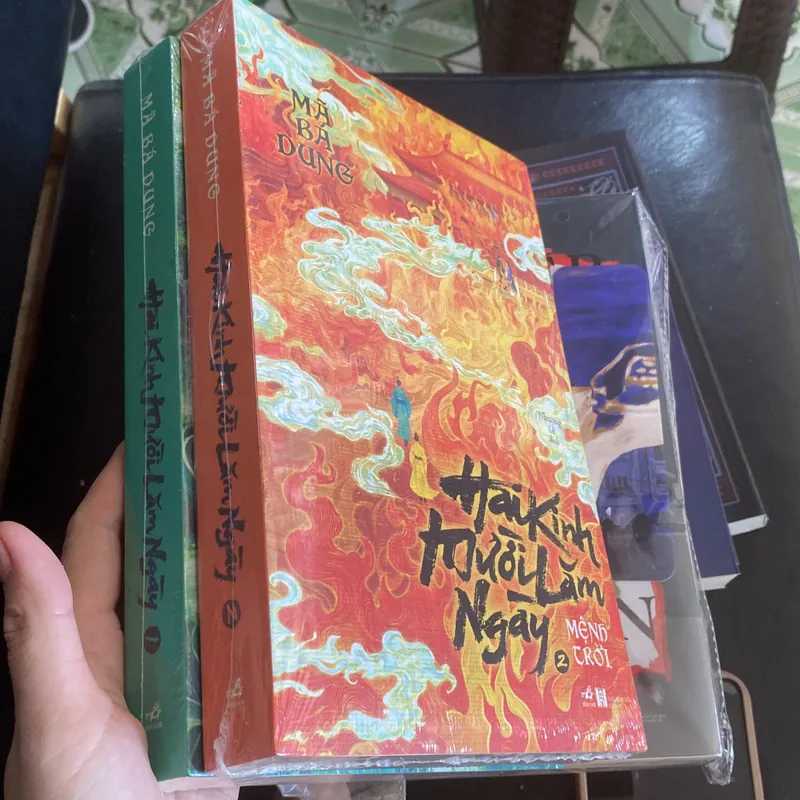 Hai Kinh Mười Lăm Ngày Mã Bá Dung 731697