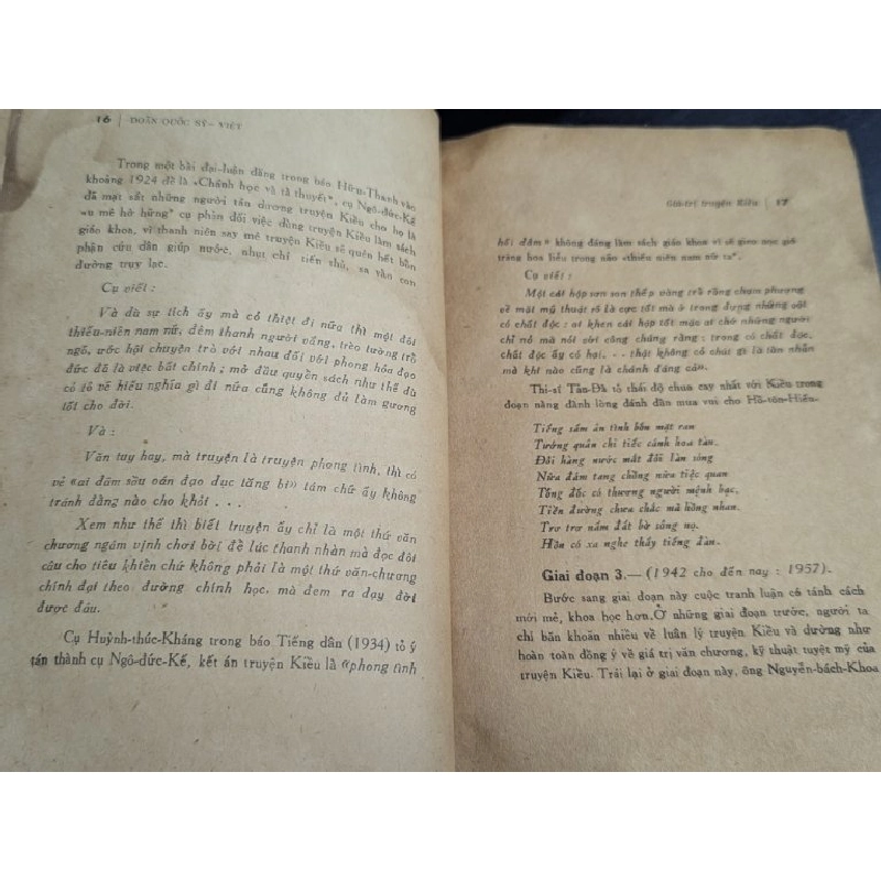 Khảo luận về đoạn trường tân thanh - Doãn Quốc Sỹ và Việt Tử 452734