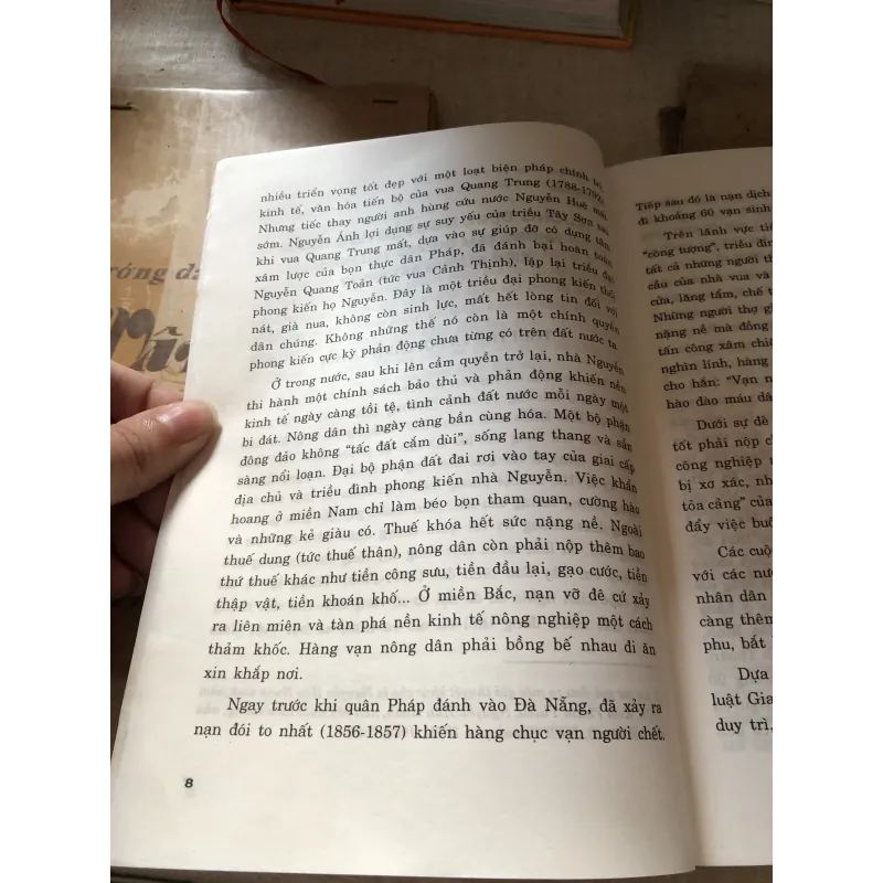 Gương sáng ngàn đời 976096