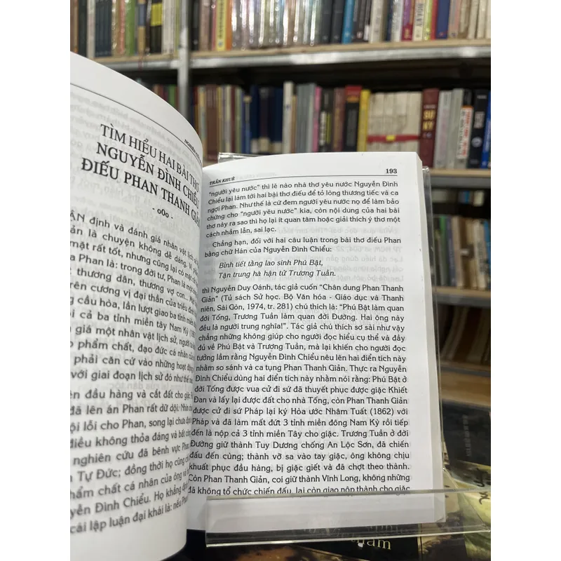 NGHIÊN CỨU VÀ TRANH LUẬN- TRẦN KHUÊ 698265