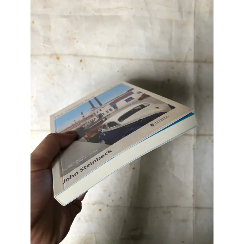 Phố Cannery Row - John Steinbeck 756003