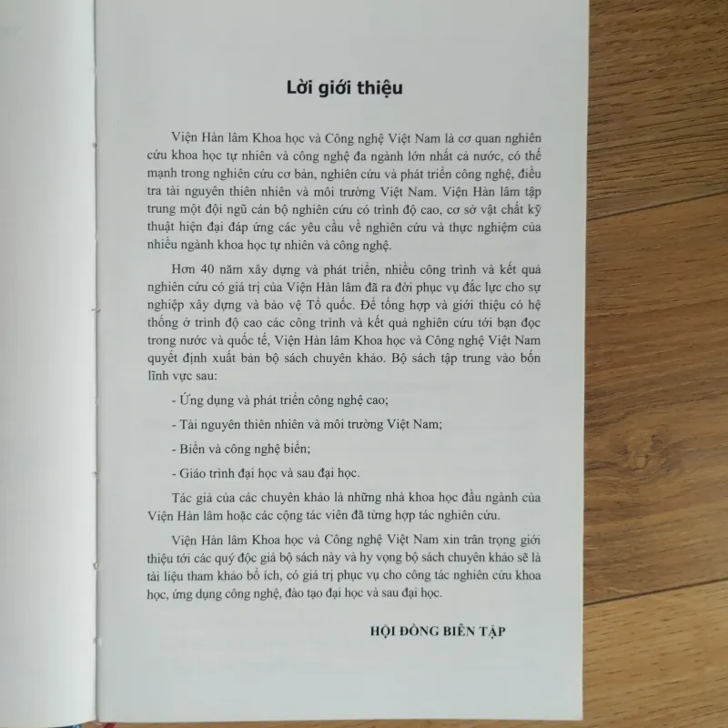 Sách Giáo trình Phản ứng hoá học cơ bản trong công nghiệp 1021652