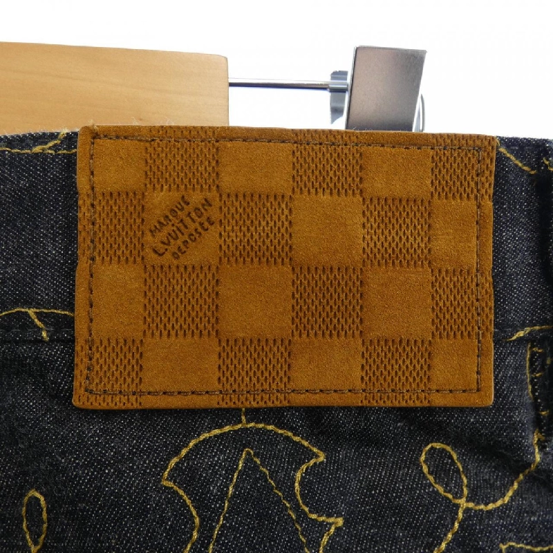 Quần jeans LOUIS VUITTON HRD86WMSU - Hàng hiệu Chính hãng 890783