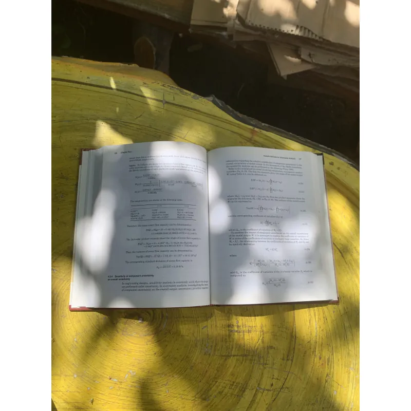 HYDROSYSTEMS ENGINEERING UNCERTAINTY ANALYSIS  761469