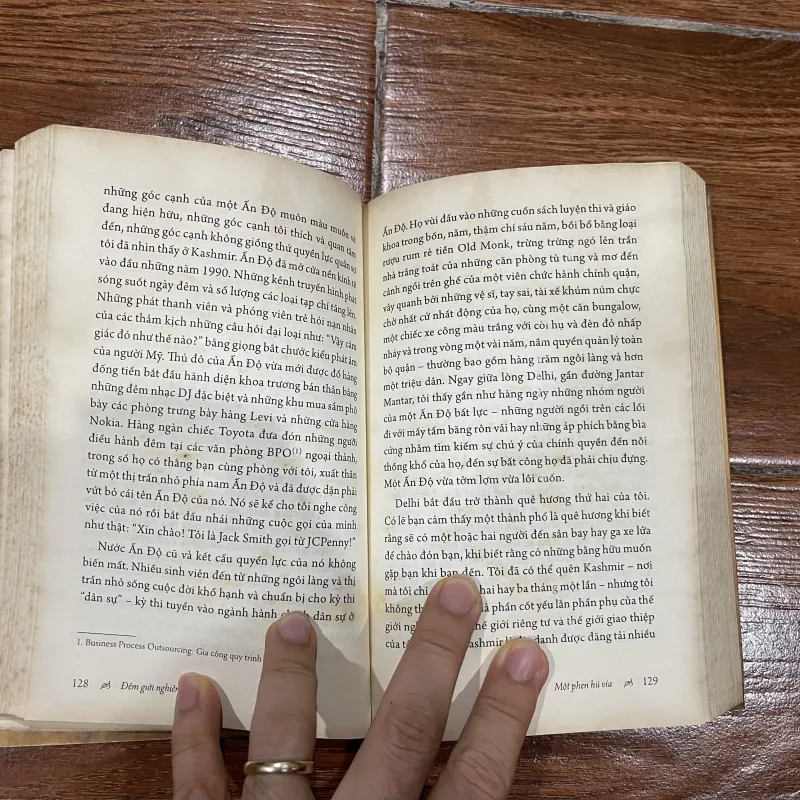 Đêm giới nghiêm (9) 946525