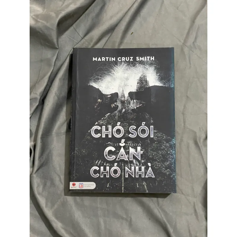 Chó Sói Cắn Chó Nhà - Martin Cruz Smith | Trinh Thám Hình Sự Kịch Tính 1027999