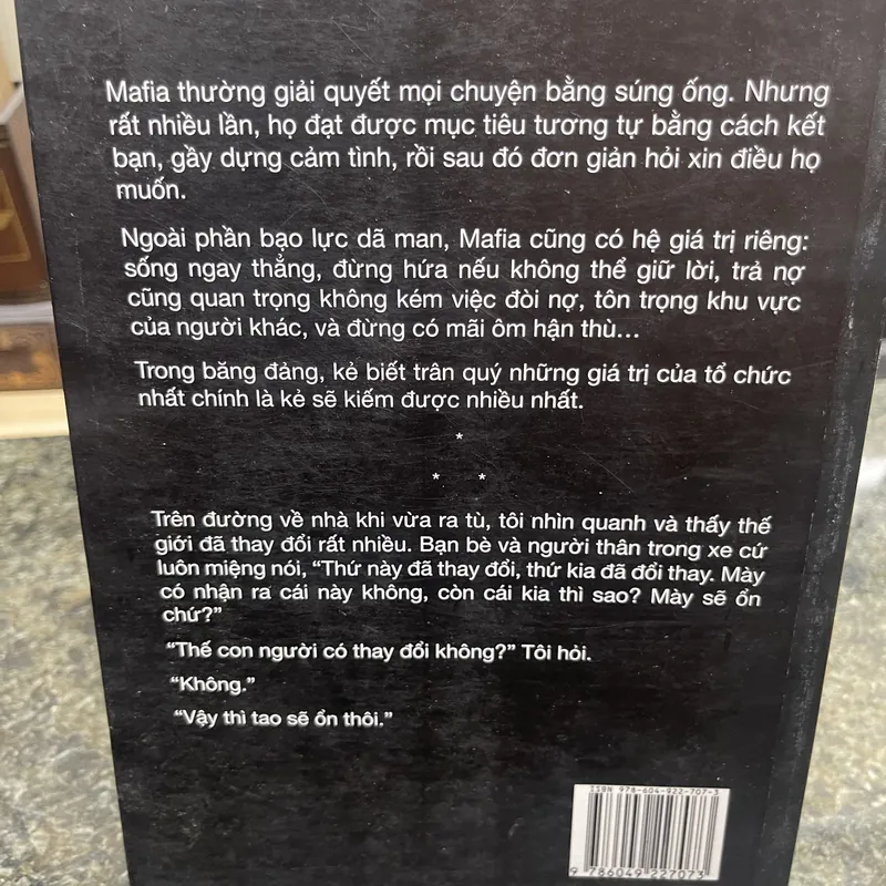 Luật bố già Louis Ferrante 720179