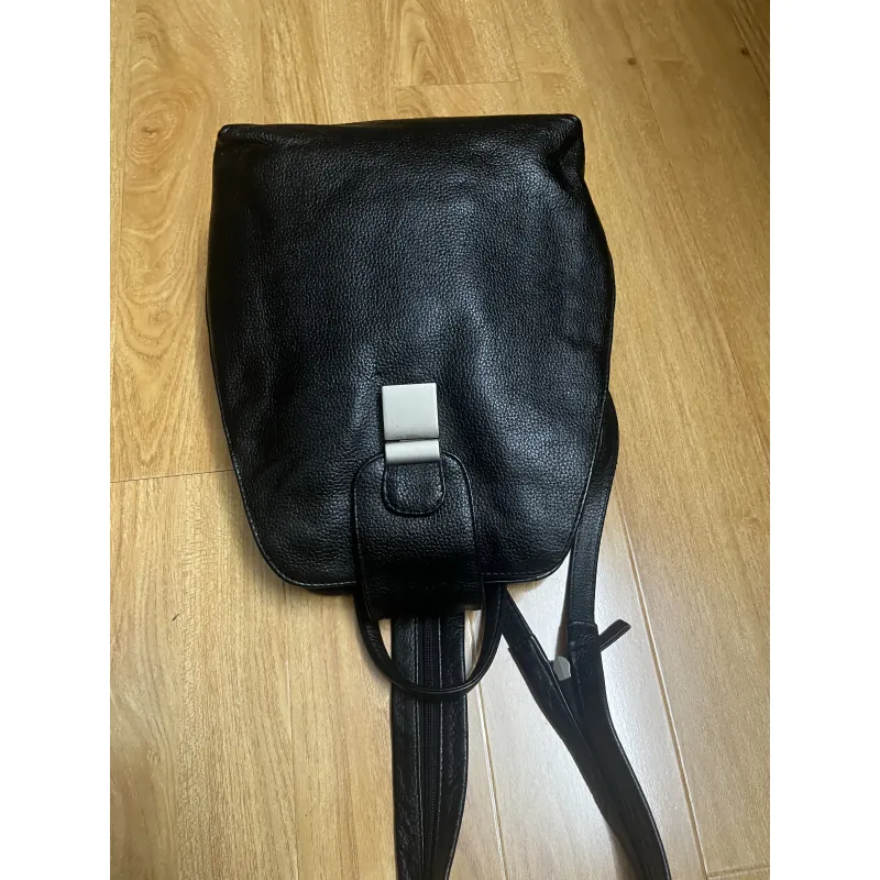 Balo nữ size 21*27*6 da thật 2hand 934201