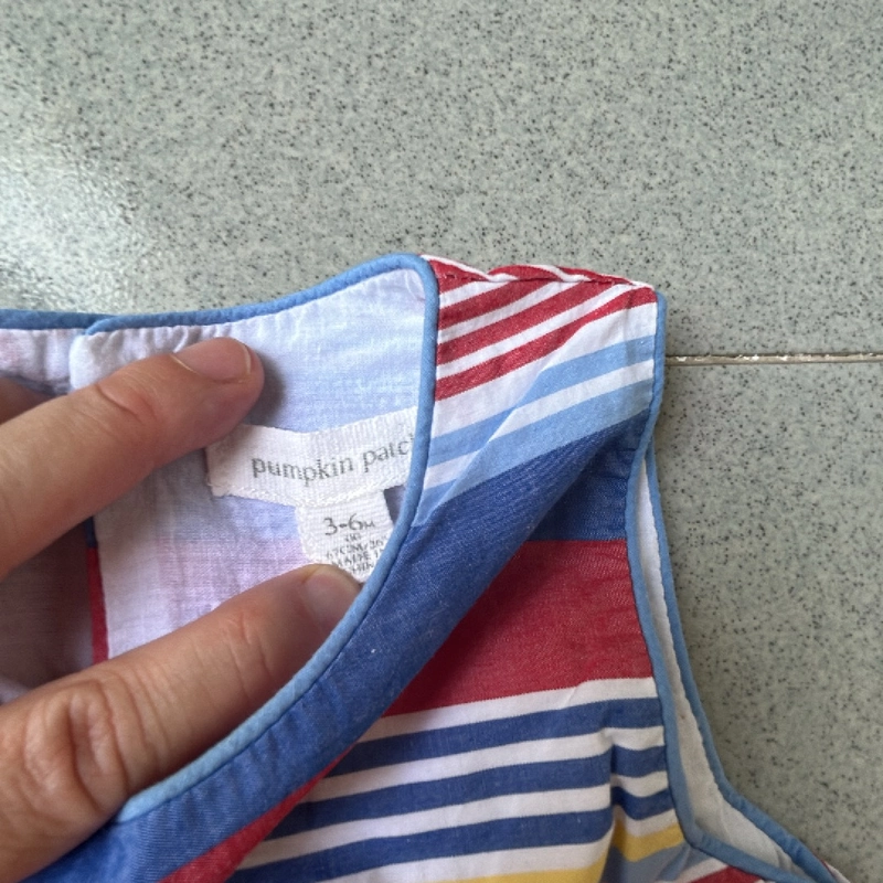 Đầm bé gái 6 tháng - như mới  455267