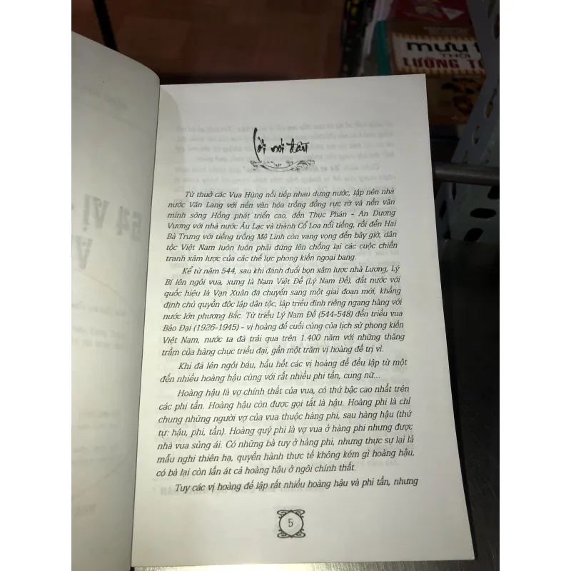 54 vị hoàng hậu Việt Nam - Đặng Việt Thuỷ- Đặng Thành Trung 800252