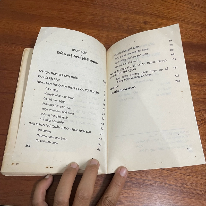 II Sức Khoẻ: Điều Trị Hen Phế Quản - PTS. BS. Dương Trọng Hiếu - 1996 494141