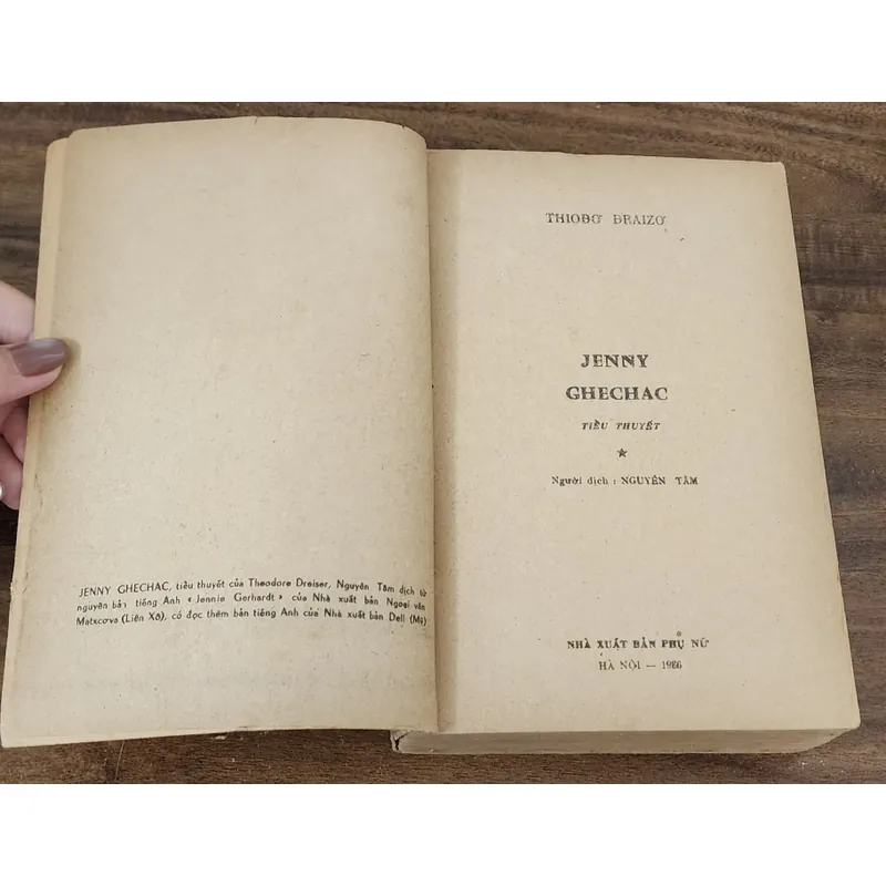 Tiểu thuyết đầu tay của nhà văn Theodore Dreiser: JENNIE GERHARDT (523 trang) 719901