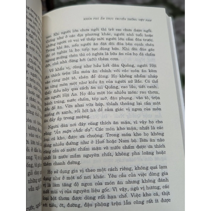 KHÁM PHÁ ẨM THỰC TRUYỀN THỐNG VIỆT NAM - NGÔ ĐỨC THỊNH 317118
