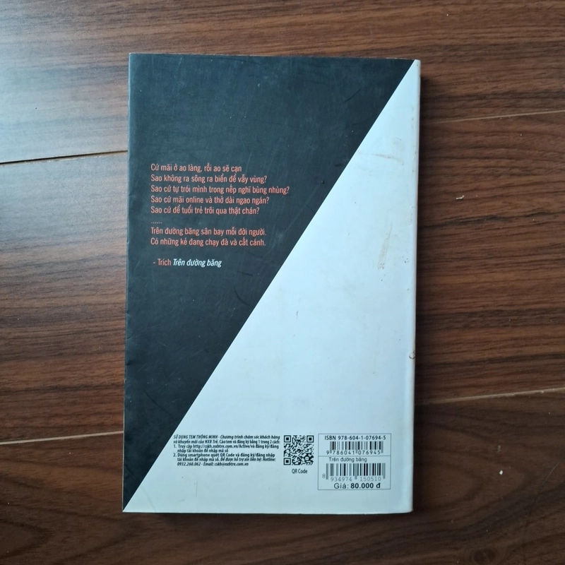Tony buổi sáng - trên đường băng 531638