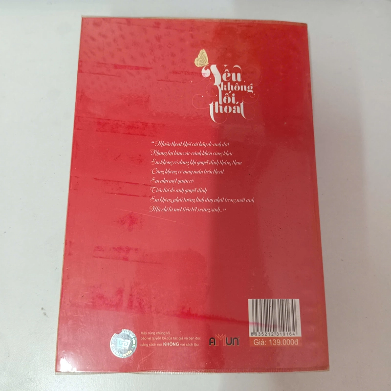 Yêu không lối thoát - Lam Bạch Sắc 544366