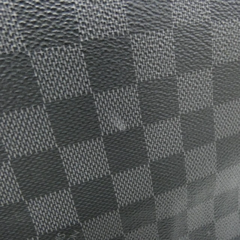 Túi xách vai Louis Vuitton Damier Graphite District PM N41028 613776