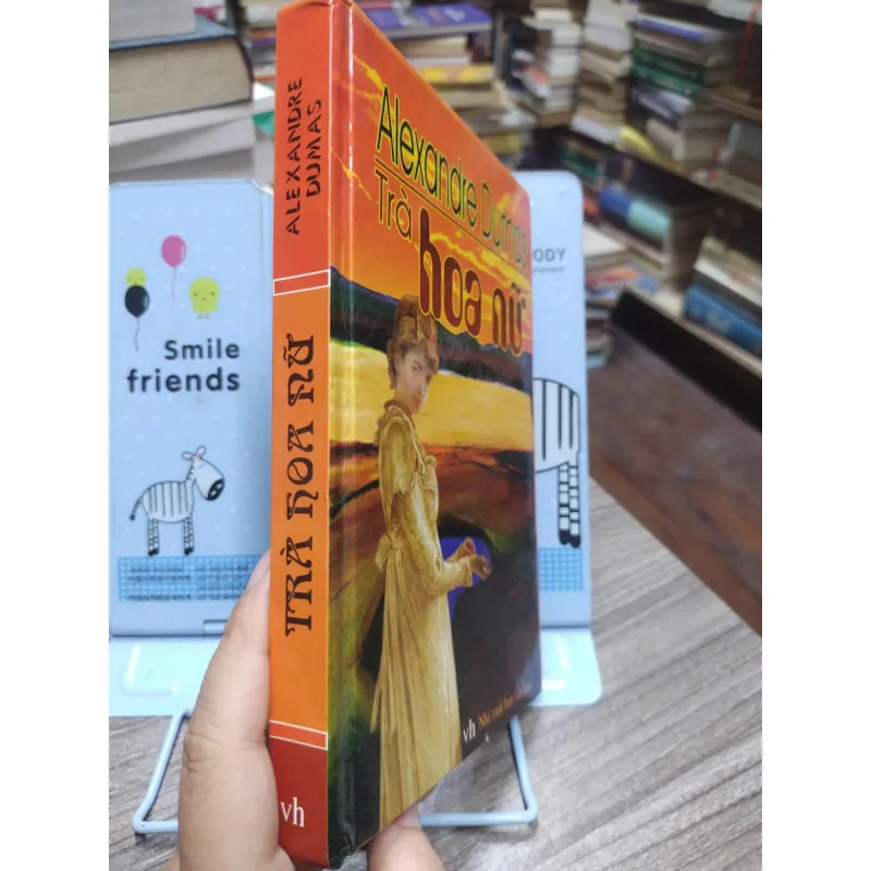 Sách: Trà Hoa Nữ Tác giả: Alexandre Dumas (A3) 597609