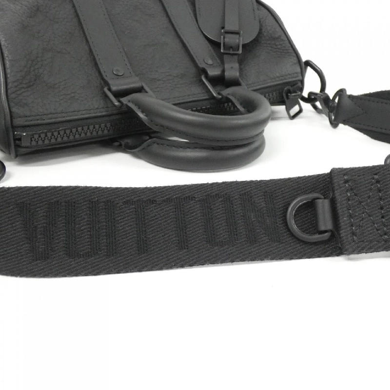 Túi Boston Louis Vuitton Trillon Monogram Keepall Bandoulière 25cm M20900 614363