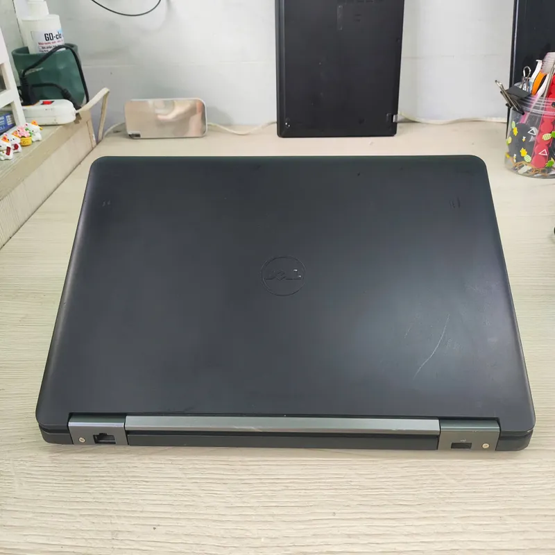 Cần bán laptop i5 đời 4 ram 8g ssd giá rẻ  584032