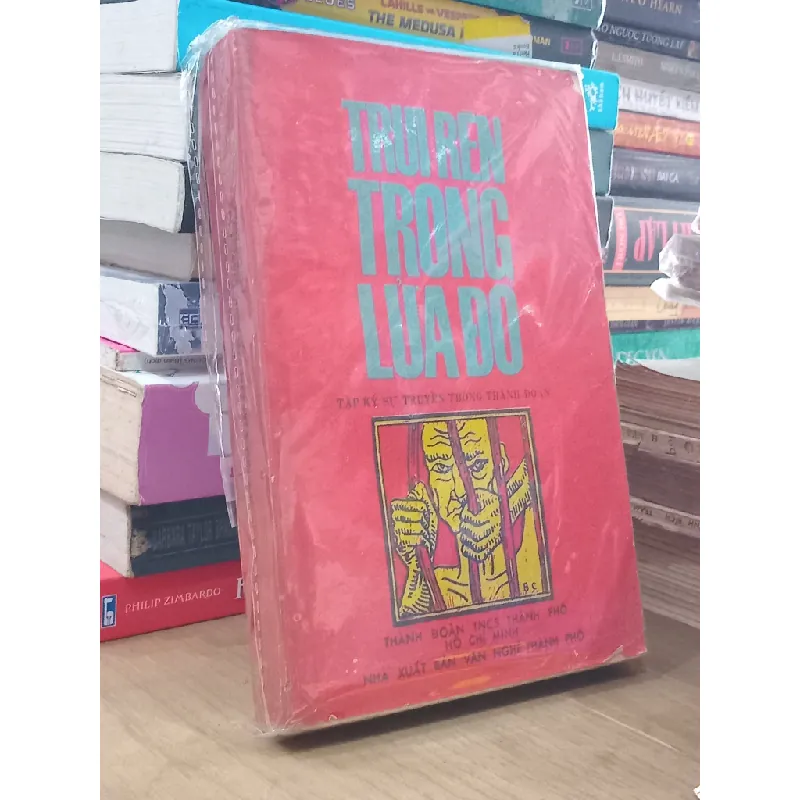 Trui rèn trong lửa đỏ 525602