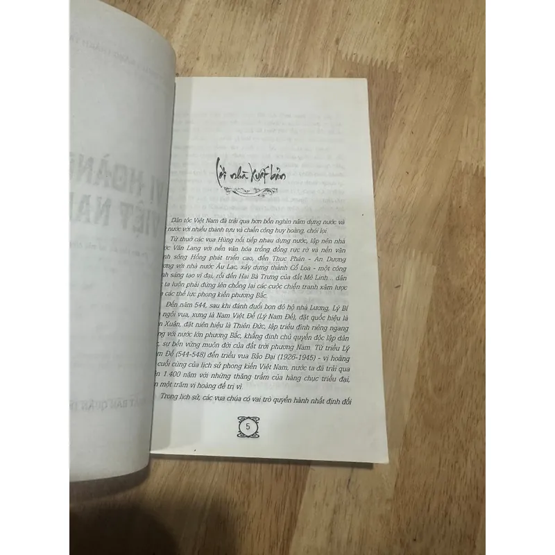 54 vị hoàng đế việt nam 687198