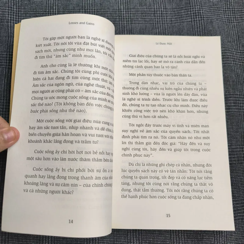 Lẽ Được Mất: Cuốn Sách Hóa Giải Những Khổ Đau Của Bạn! (Loses and Gains) - Lya Luft 557580