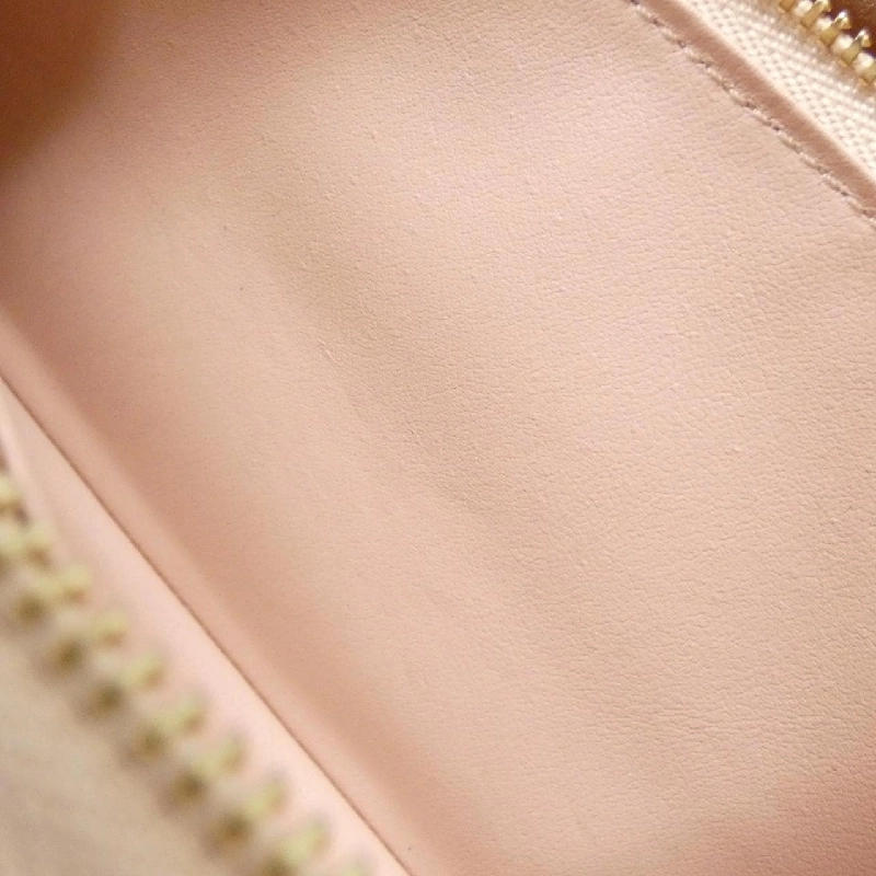 Ví Zippy Wallet M81511 của Louis Vuitton 621617