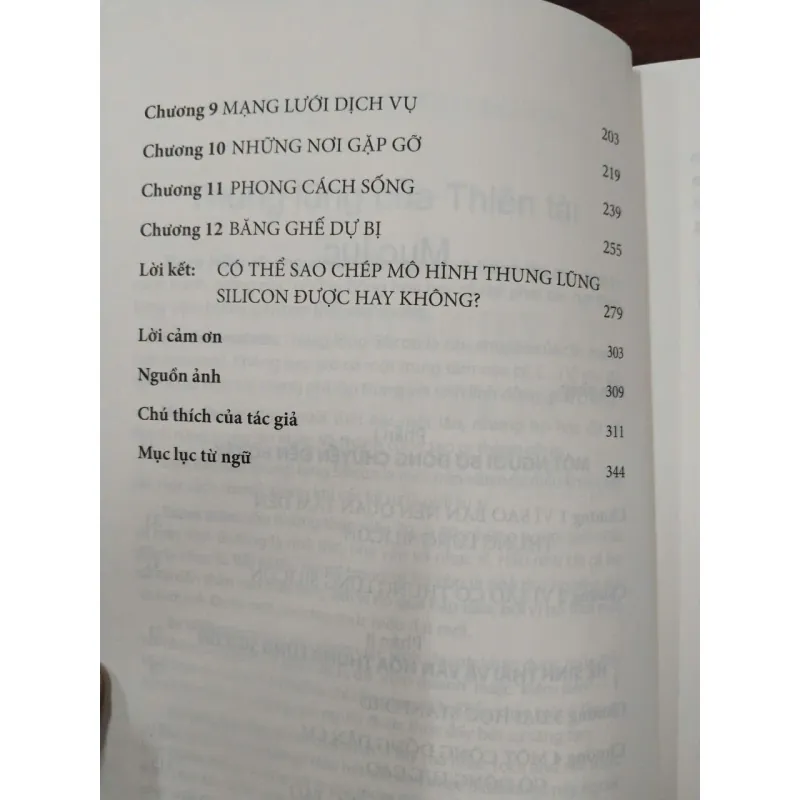 BÍ MẬT THUNG LŨNG SILICON VÀ NHỮNG BÀI HỌC TỪ THẦN KỲ KINH TẾ HI TECH 990547