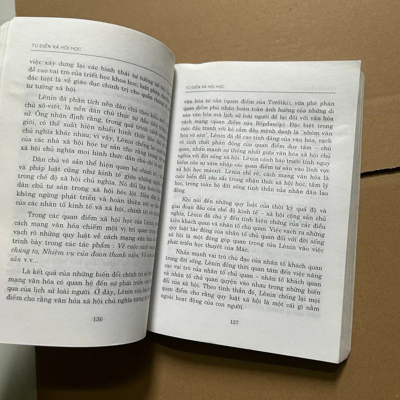 Từ điển xã hội học 623795