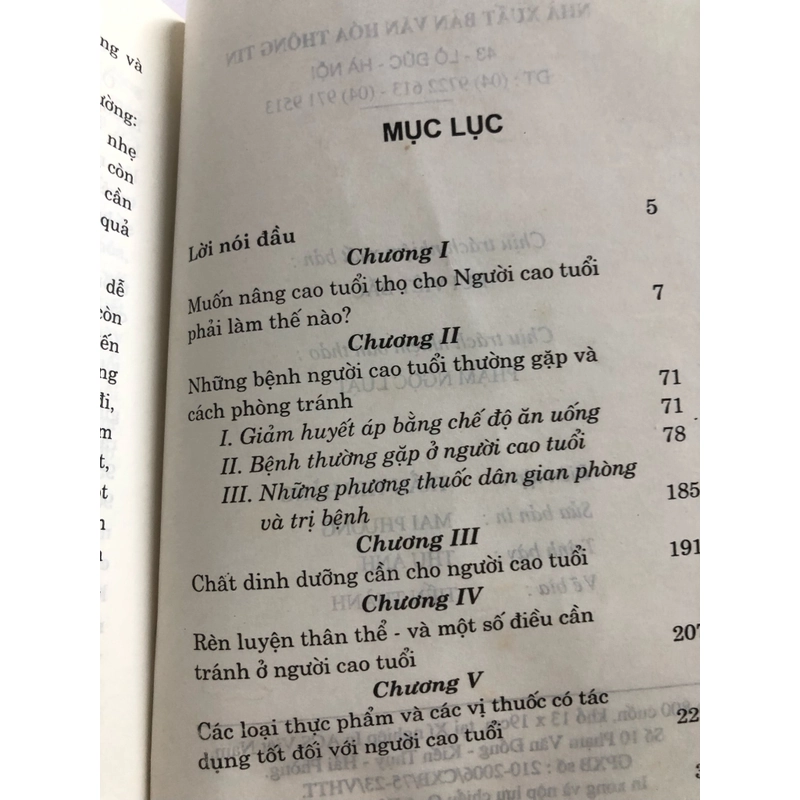 BÍ QUYẾT NÂNG CAO TUỔI THỌ CHO NGƯỜI CAO TUỔI  347 trang, nxb: 2006 306526