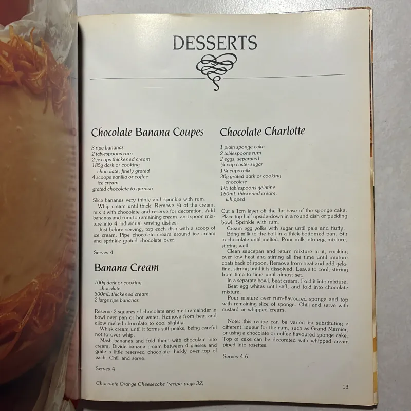 The Chocolate Lovers Cookbook 759305