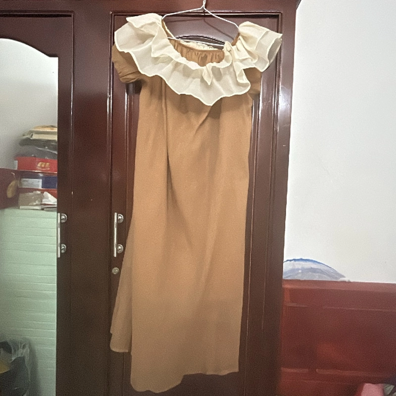 Đầm dạo phố màu be free size 284541