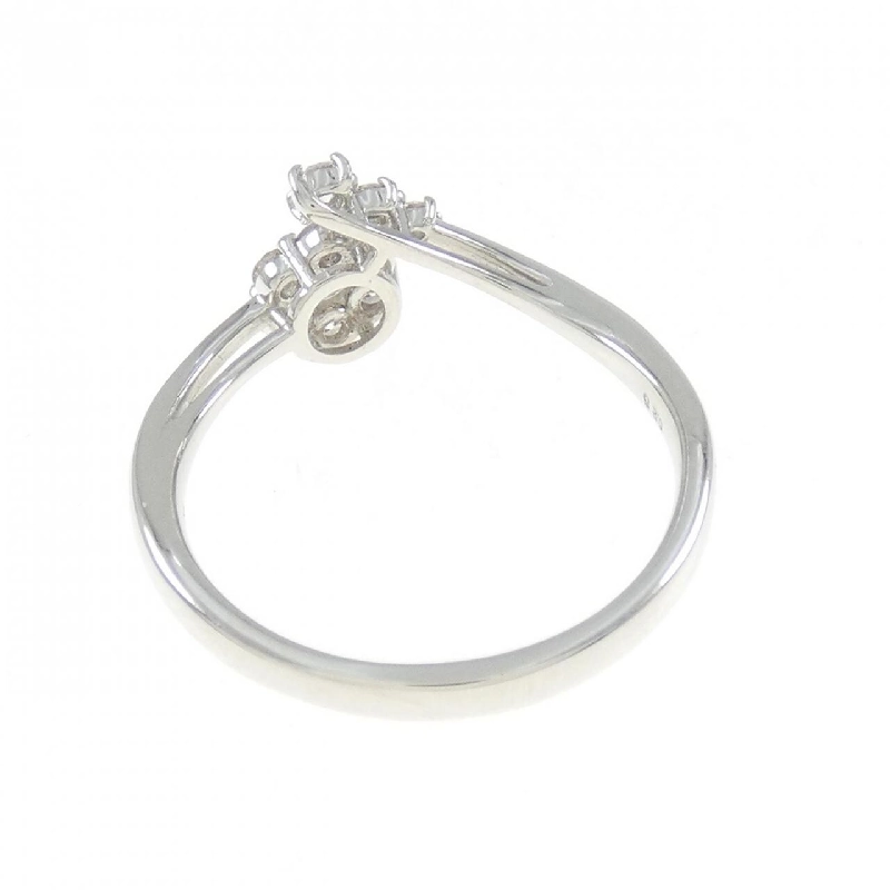 【新品】Nhẫn kim cương hoa PT 0.25CT 673411