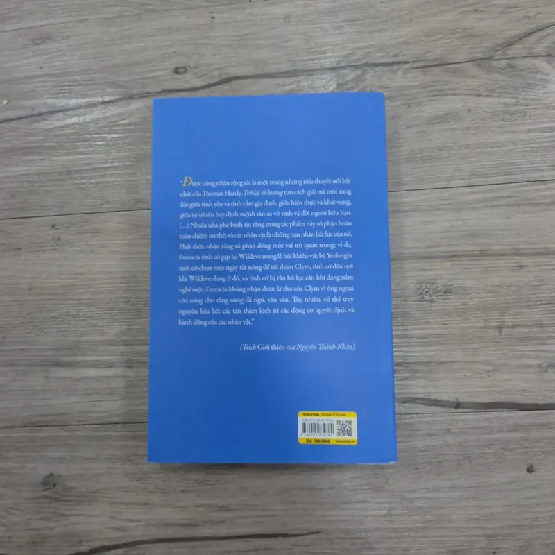 Sách "Trở lại cố hương" 711566