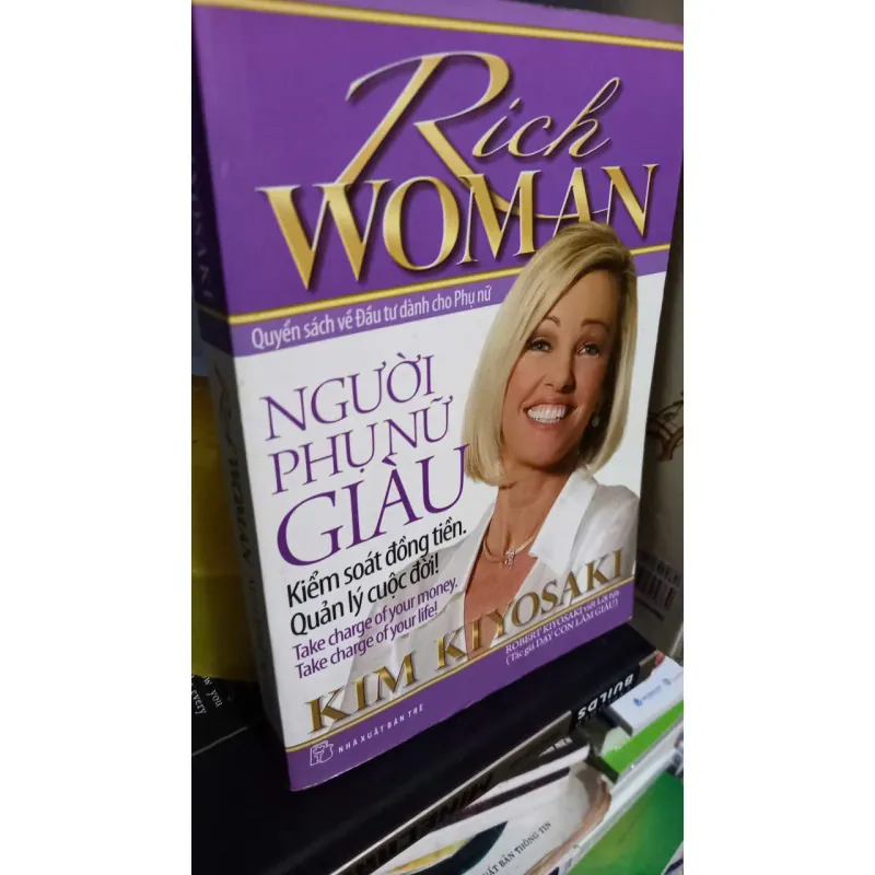 người phụ nữ giàu 675496